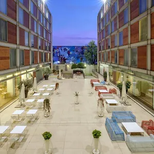 Doubletree By Hilton Hotel Milano