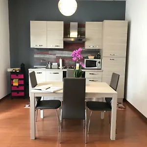 Apartament Da Lenny: A Due Passi Dal Centro Storico 